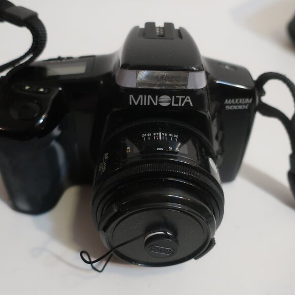 Minolta Maxxum 5000i Japan 49mm SLR Film Camera w/ 50 AF Lens Camera